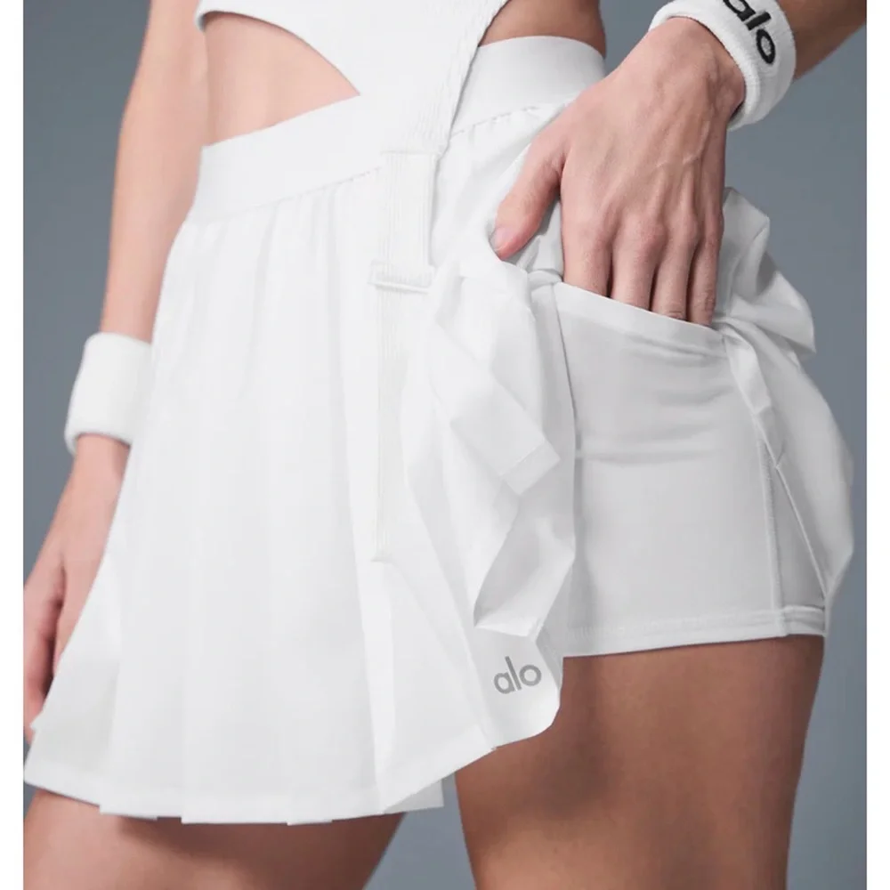 ALO Yoga Women's Classic White Skater Skirt